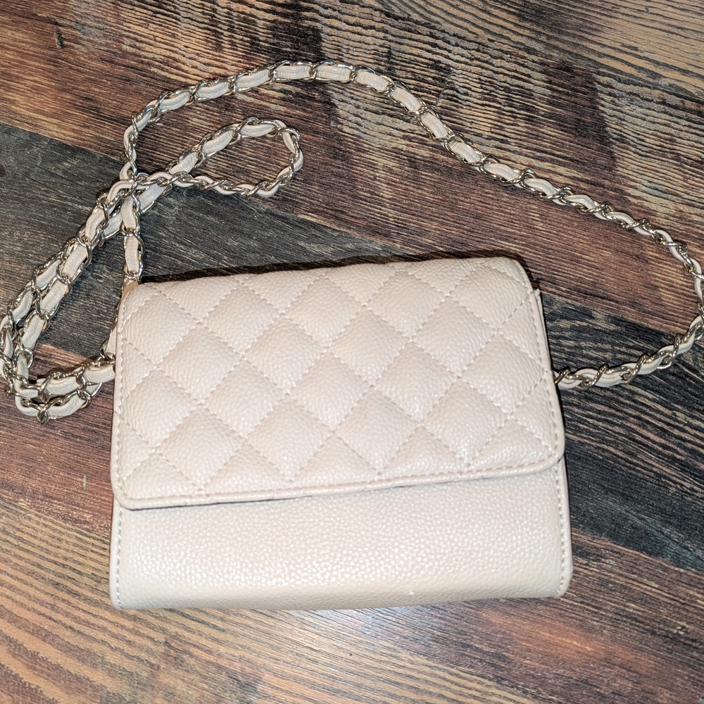 Forever 21 Cream Quilted Crossbody Bag